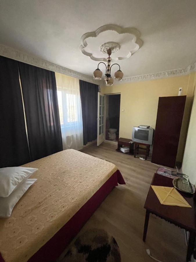 Motel Orion Obrejita Exteriör bild